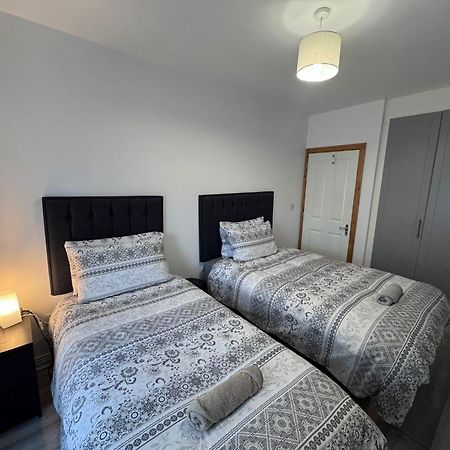 Modern Apartment Good Distance From Dublin City And Airport 4People Exterior photo
