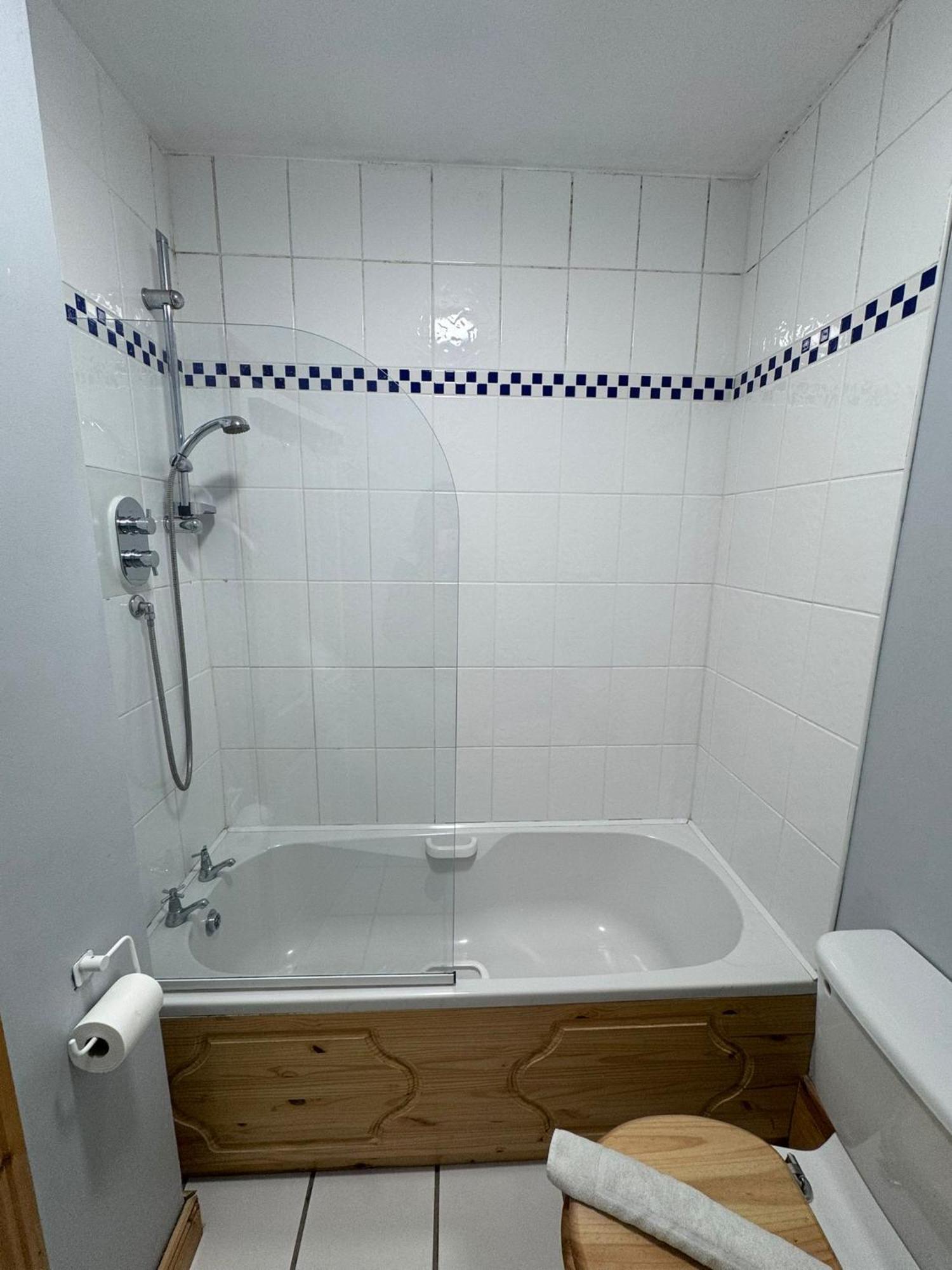 Modern Apartment Good Distance From Dublin City And Airport 4People Exterior photo